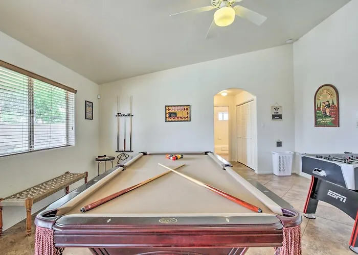 Ferienhaus Sunny Retreat W/ Private Pool & Grill! *