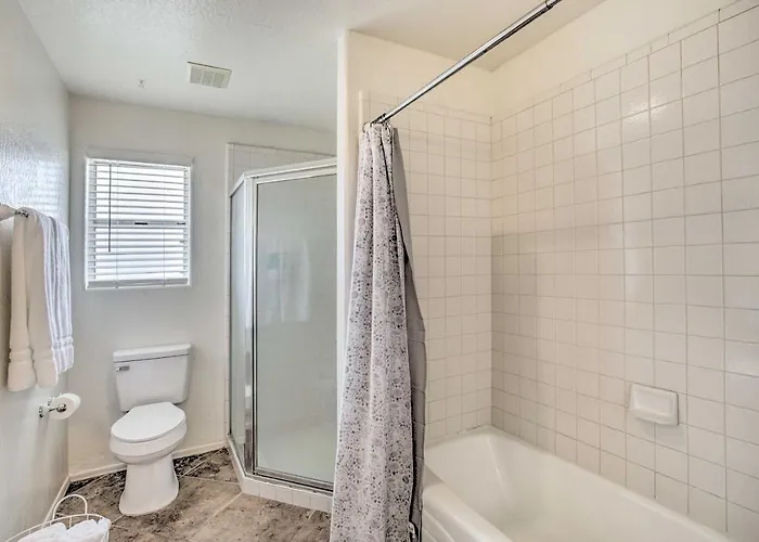 Sunny Retreat W/ Private Pool & Grill! * Yuma